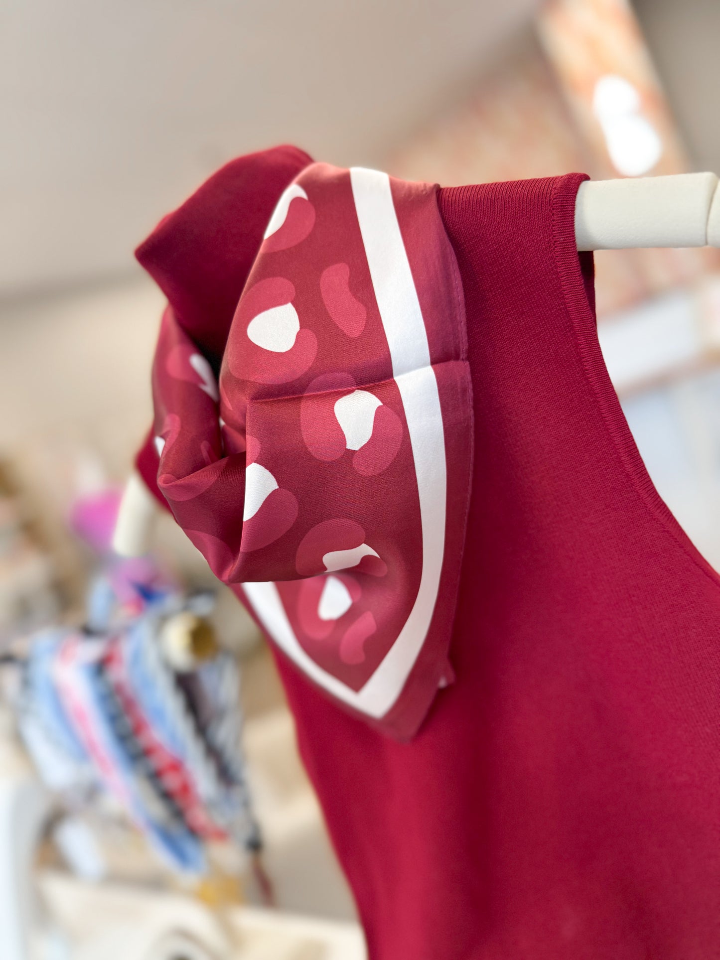 Mississippi State Bandana- Maroon/White Cheetah