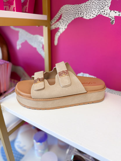Presley Platform Sandal