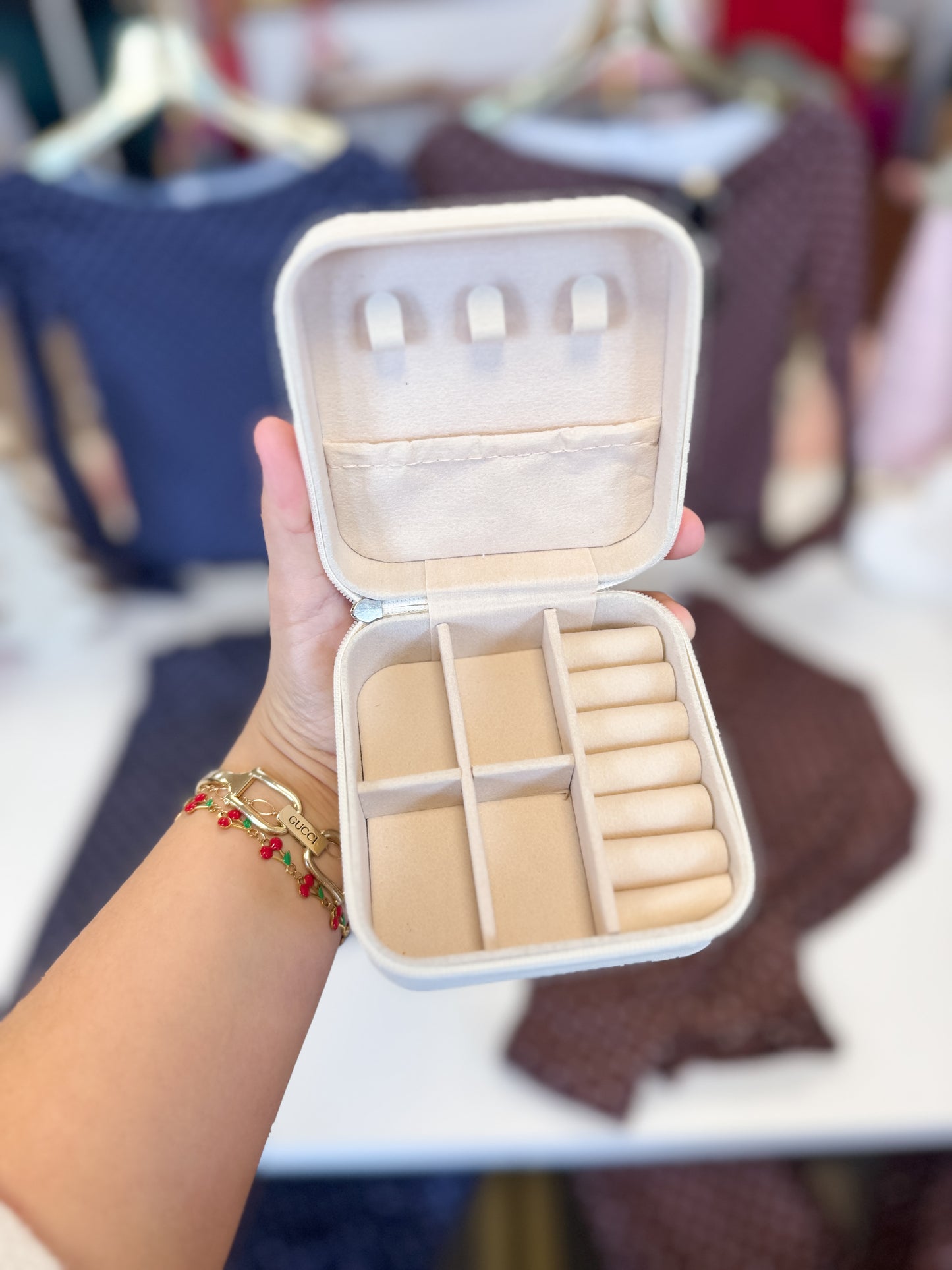 Bow Cherry Jewelry Case