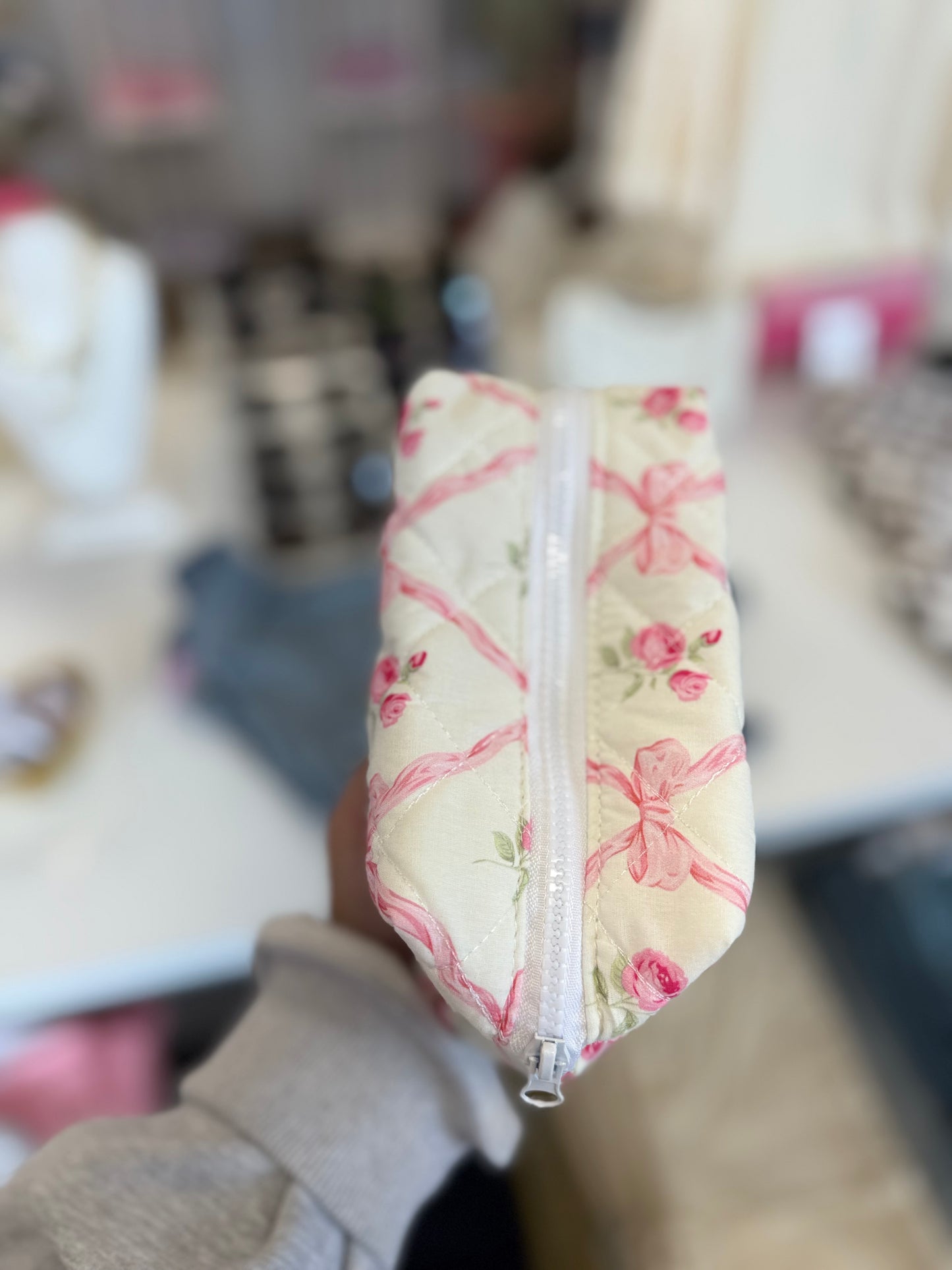 Bow Makeup Bag- Pink