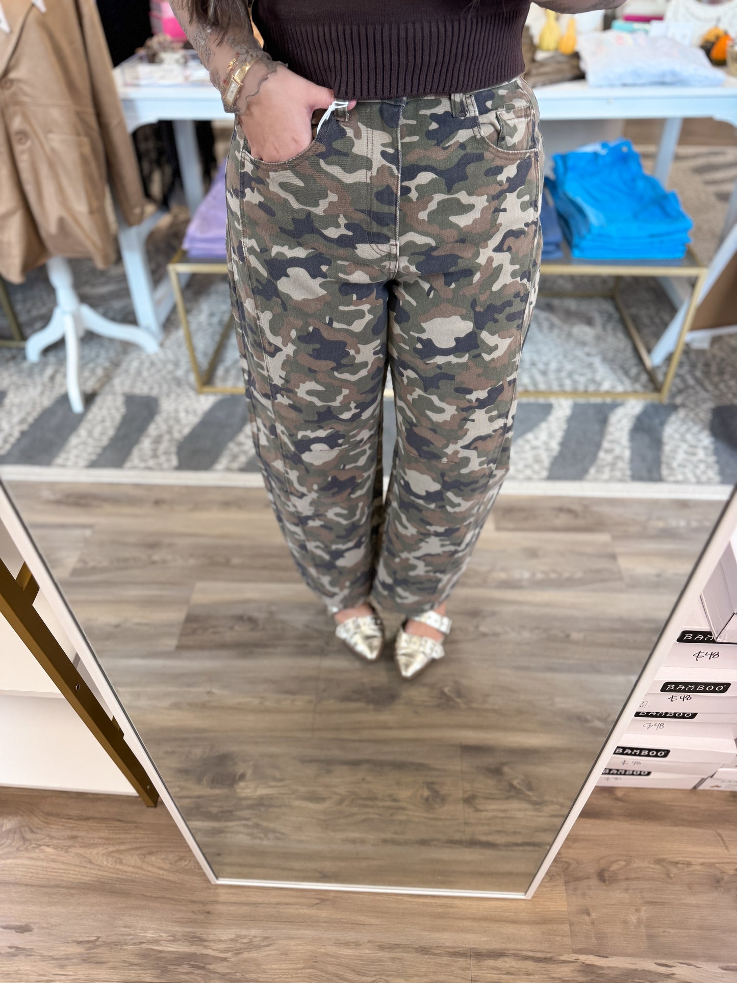 Camo Dreams Barrel Jeans