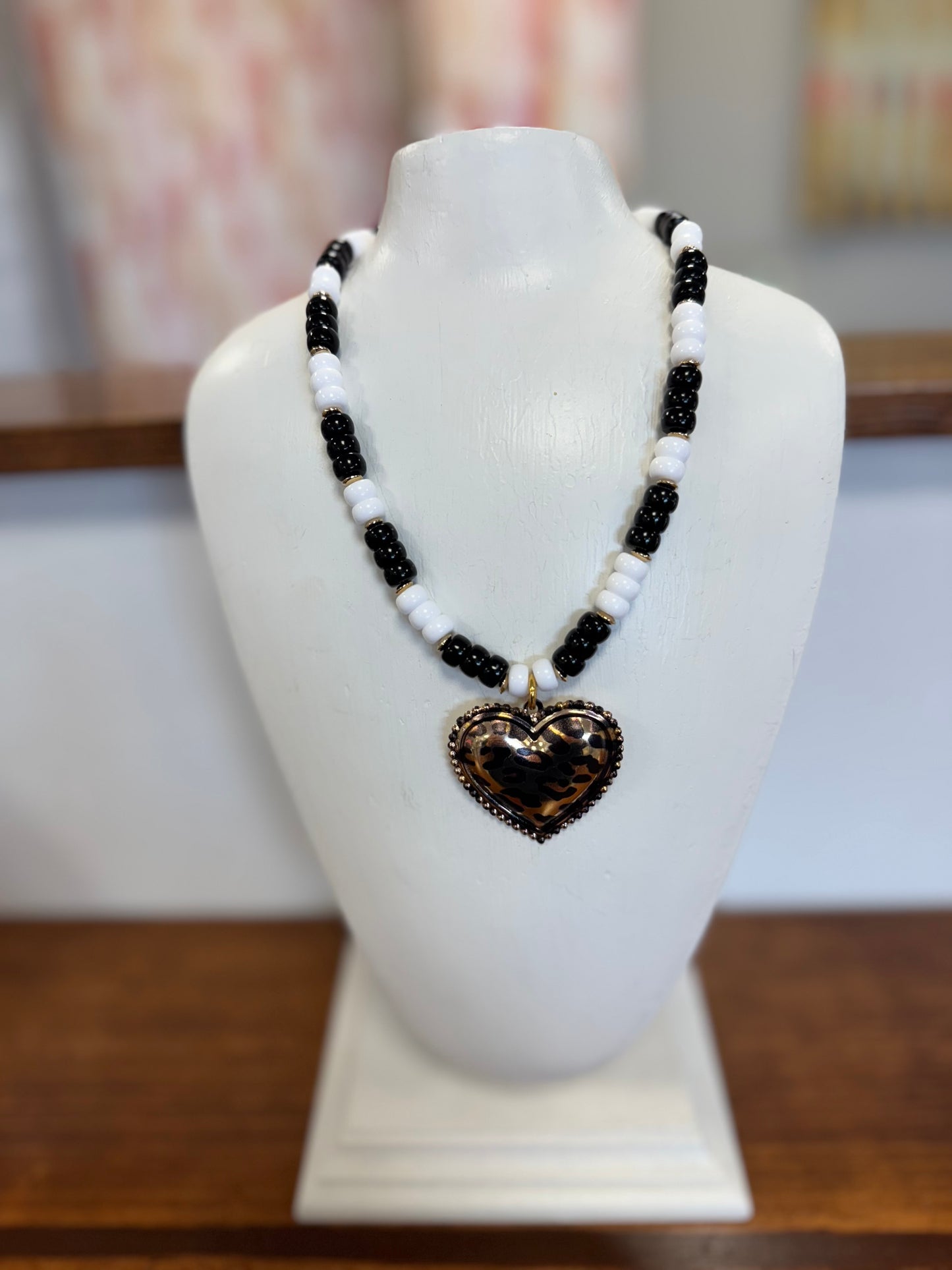 FC Black/White Beaded Necklace