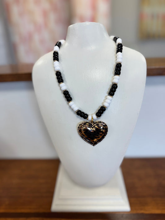 FC Black/White Beaded Necklace