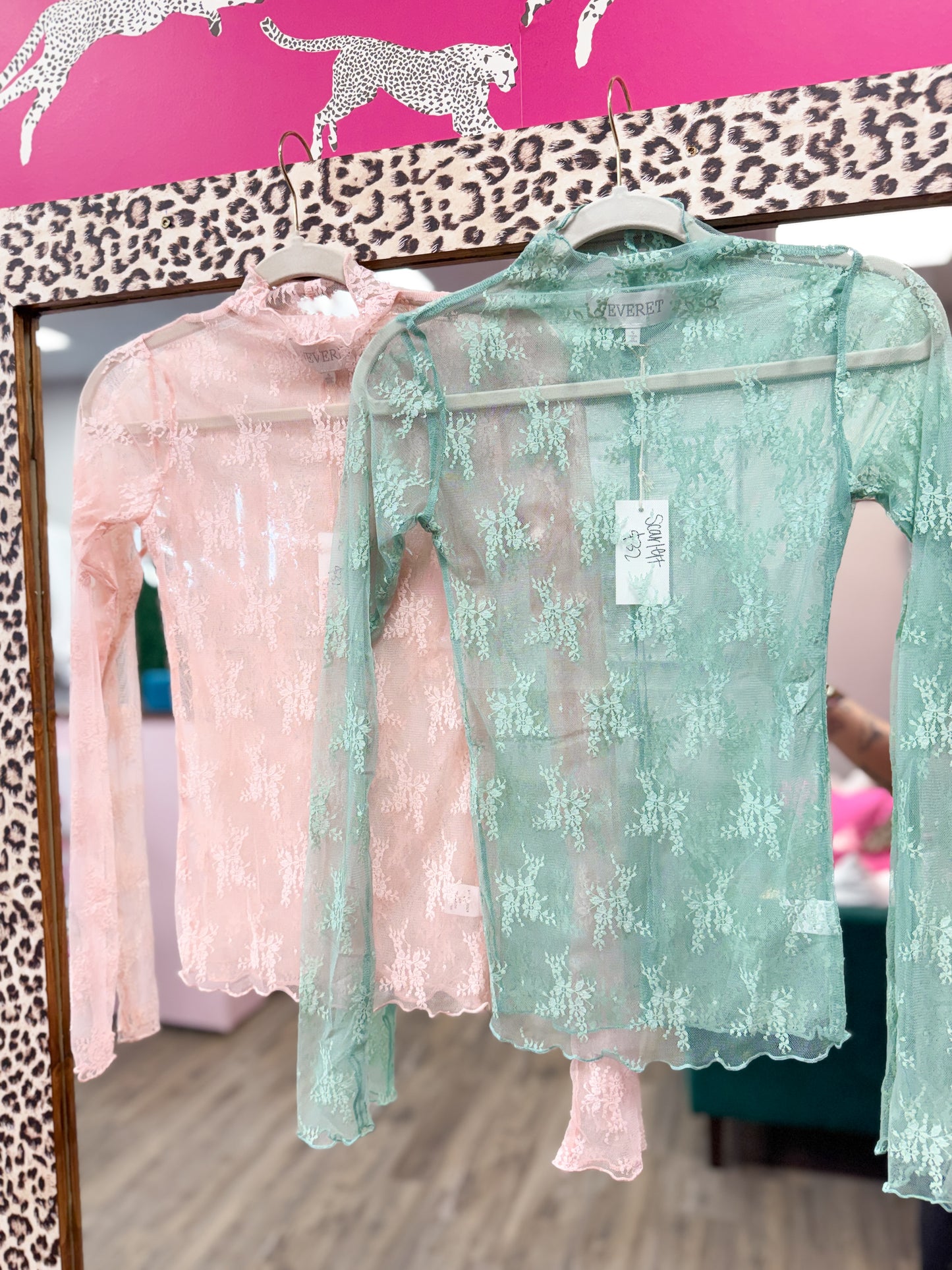 Scarlett Top- Baby Pink