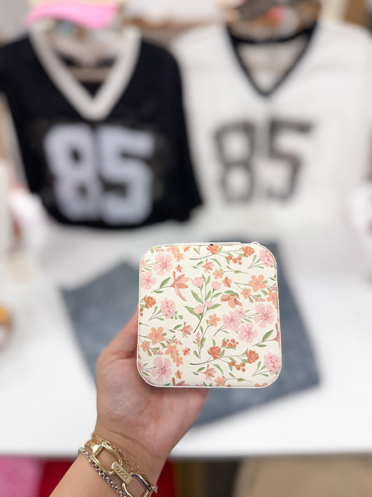 Cream Floral Jewelry Case
